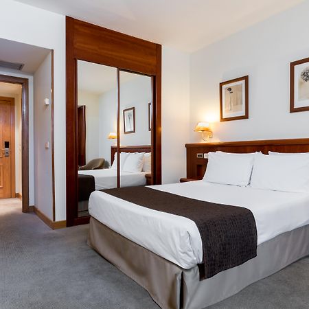 Rafaelhoteles Ventas (Adults Only) Madryt Zewnętrze zdjęcie