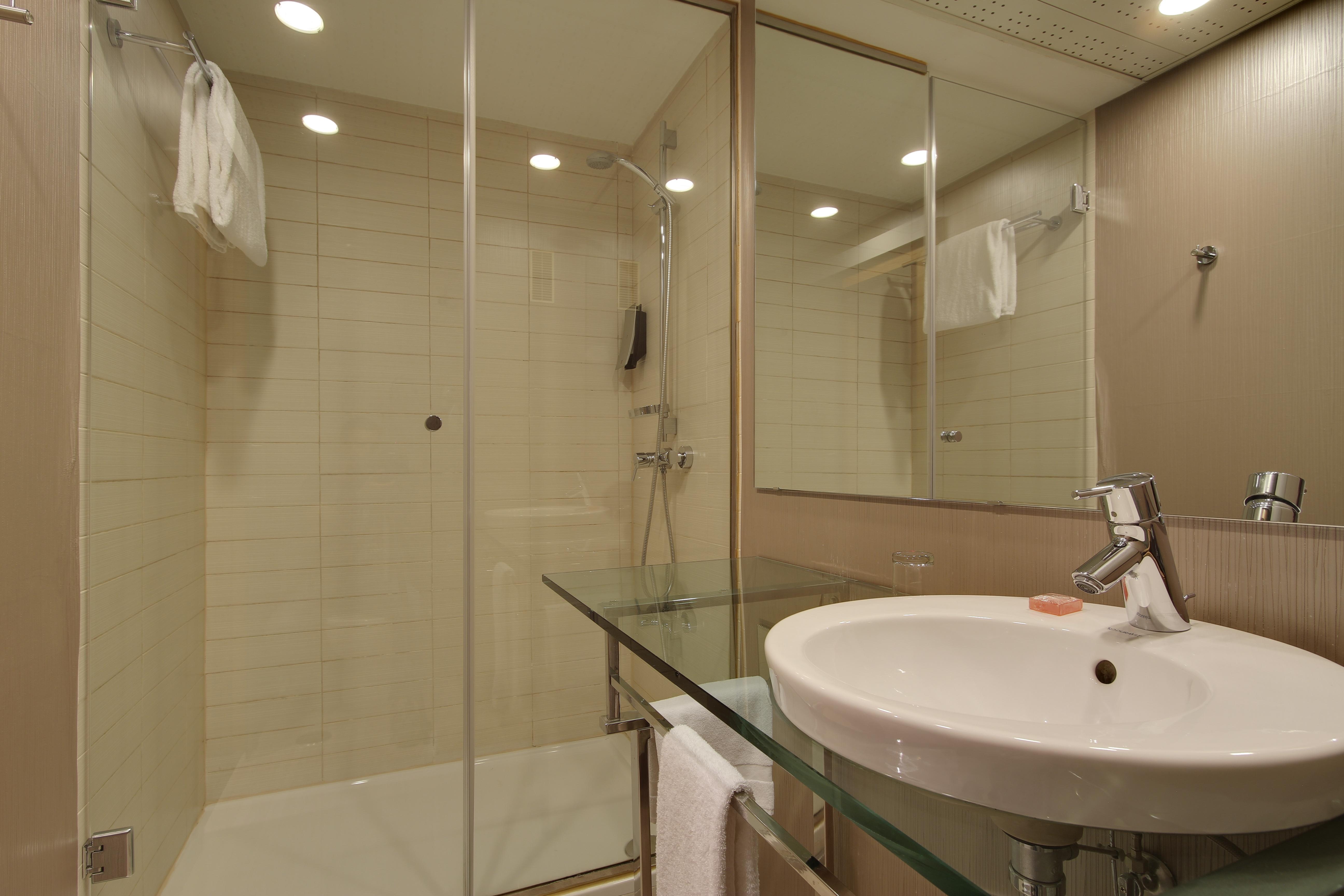 Rafaelhoteles Ventas (Adults Only) Madryt Zewnętrze zdjęcie