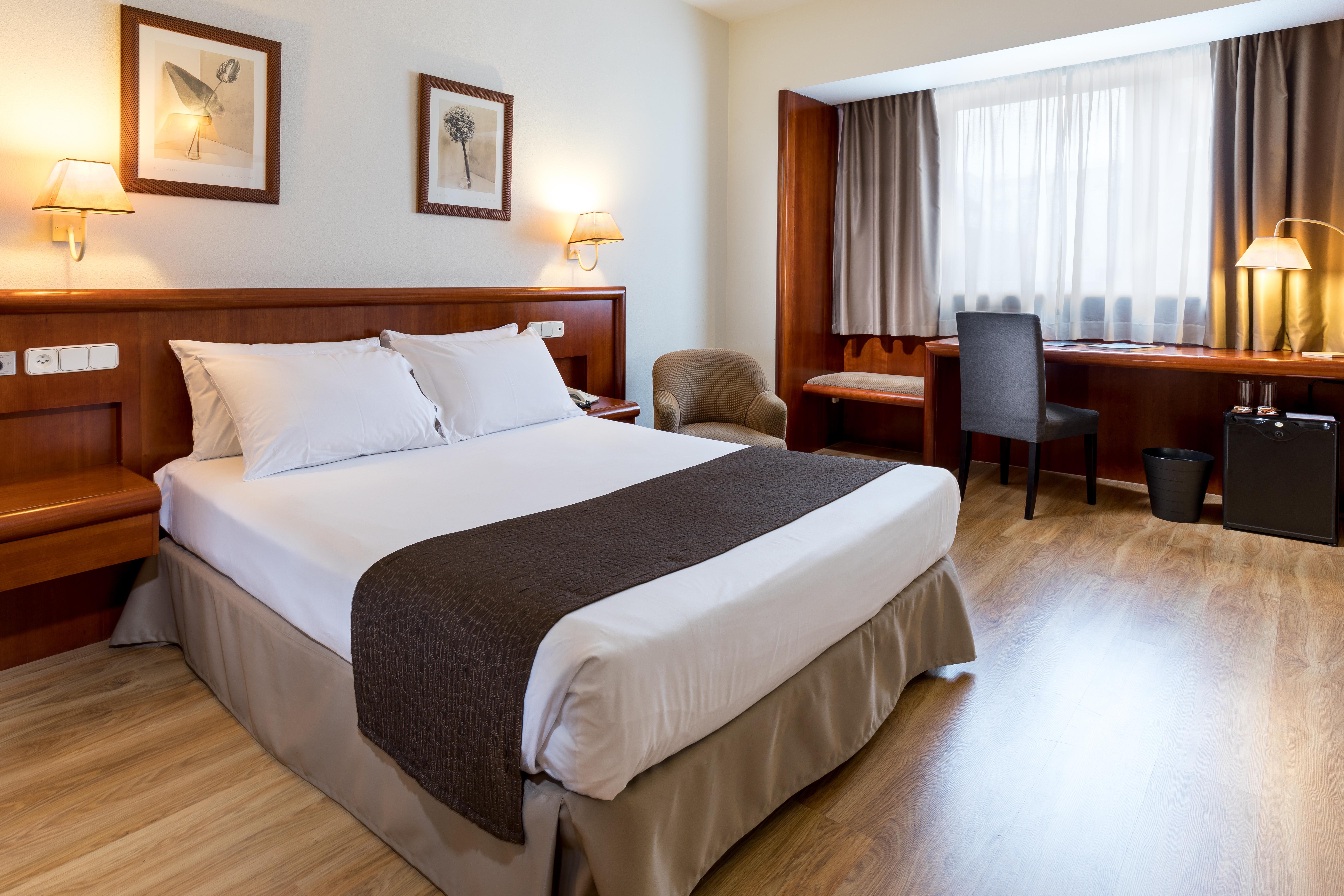 Rafaelhoteles Ventas (Adults Only) Madryt Zewnętrze zdjęcie