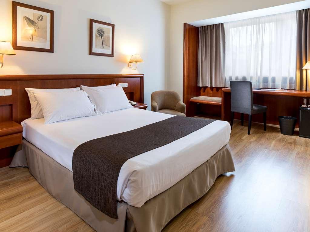 Rafaelhoteles Ventas (Adults Only) Madryt Pokój zdjęcie