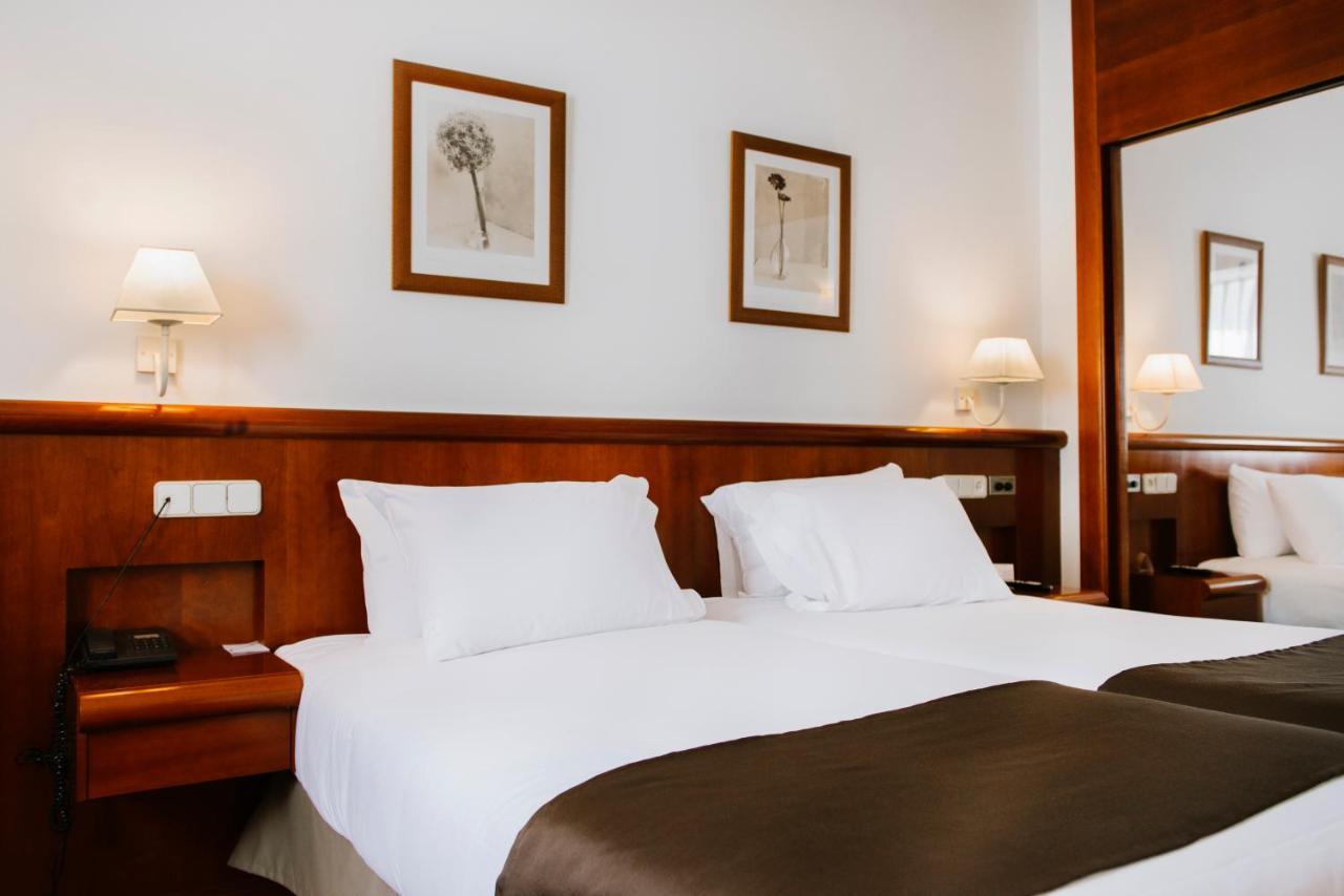 Rafaelhoteles Ventas (Adults Only) Madryt Zewnętrze zdjęcie