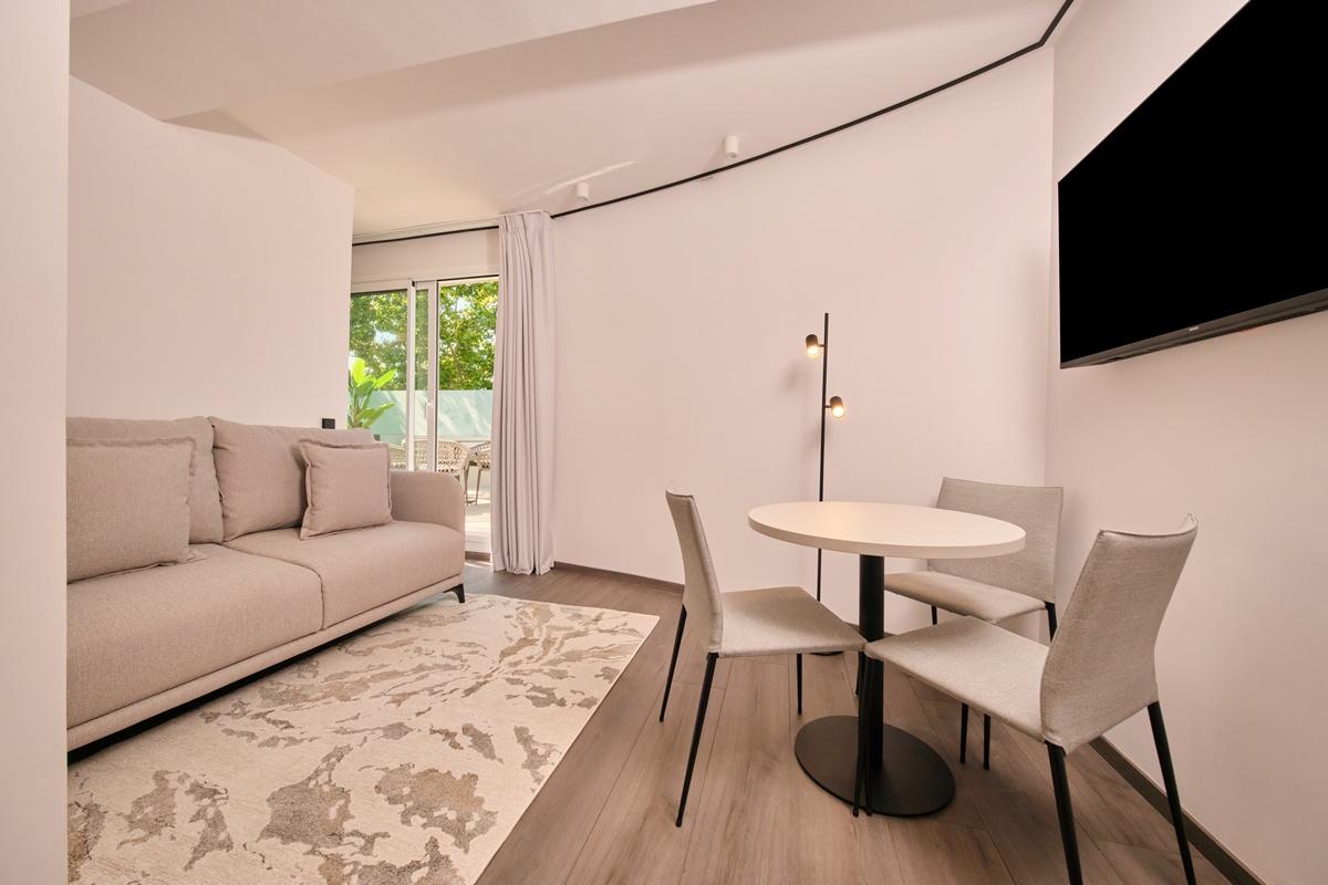 Rafaelhoteles Ventas (Adults Only) Madryt Zewnętrze zdjęcie