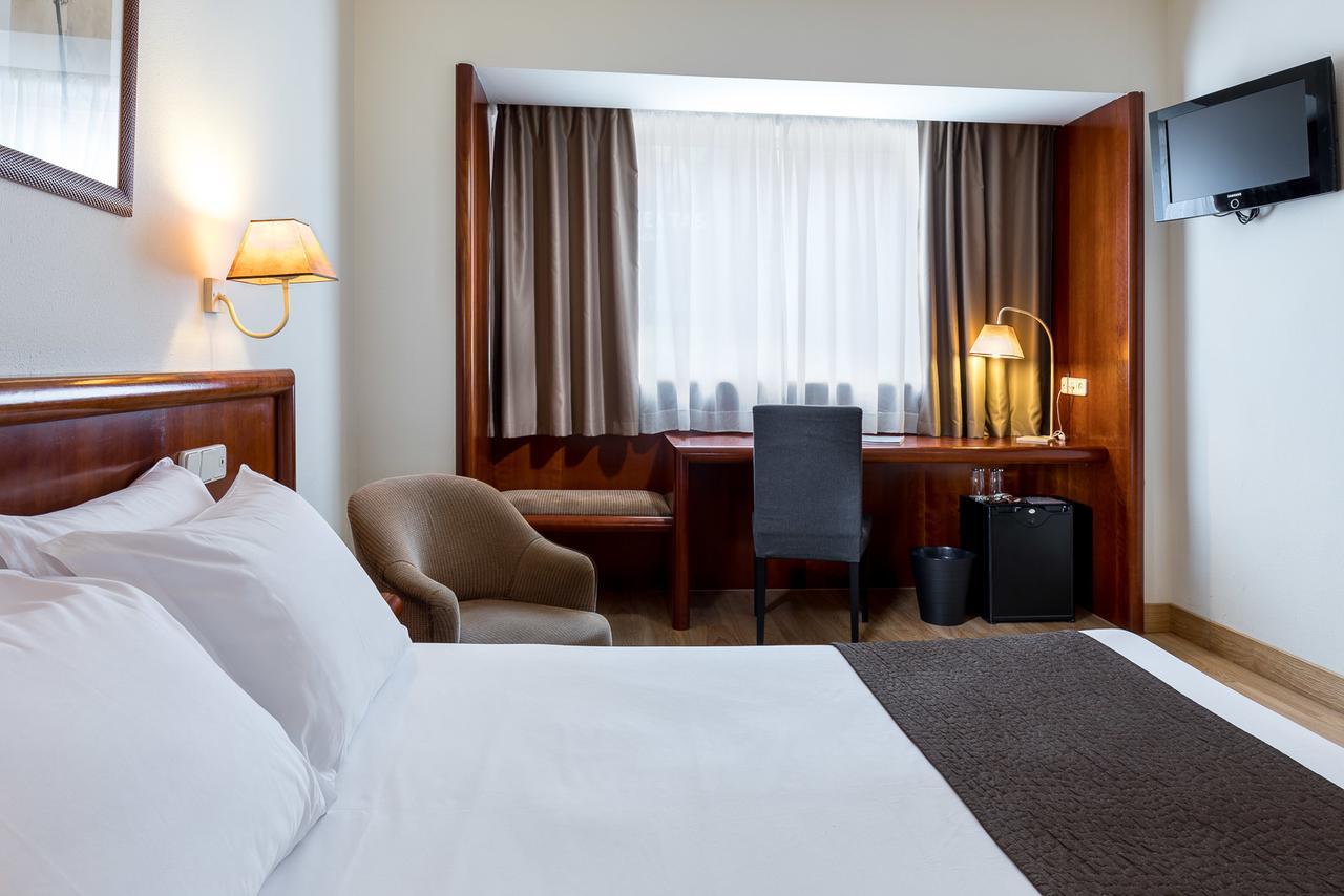 Rafaelhoteles Ventas (Adults Only) Madryt Zewnętrze zdjęcie